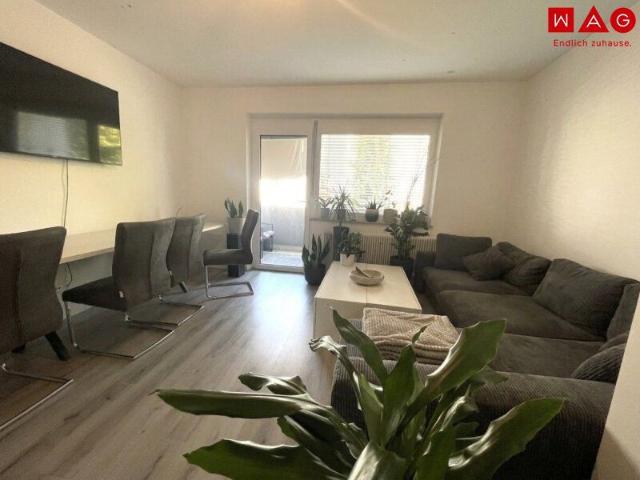 Entspanntes Wohnen in Toplage mit bester Infrastruktur und traumhafter Loggia! Von Grünflächen umgeben und doch nah am Zentrum!