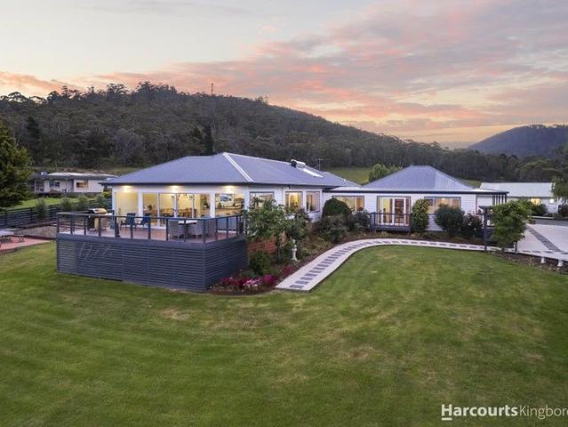 Enviable views & advanced planning underway for subdivision