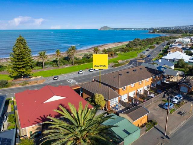 Enviable Beachfront Lifestyle with Spectacular Sea Views