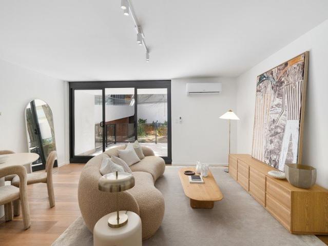 Enviable lifestyle in heart of Lane Cove