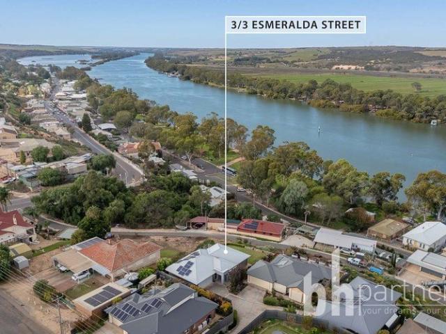 Enviable Retirement Home Impressive Views & Location