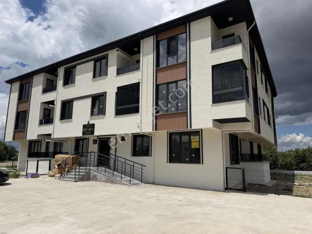 Enya'dan Düzce Merkez Derelitütüncü Mahallesi Kiralık 2+1 Daire
