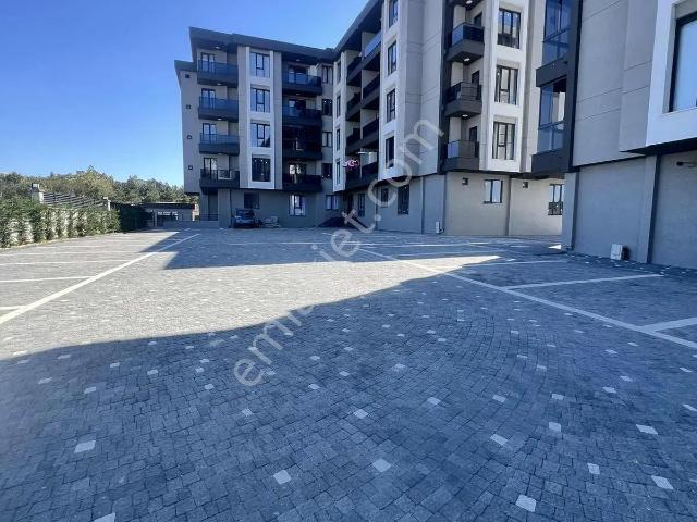 Enyapı İnşaattan Tepe Bölgesinde 1+1 Kiralık Daire