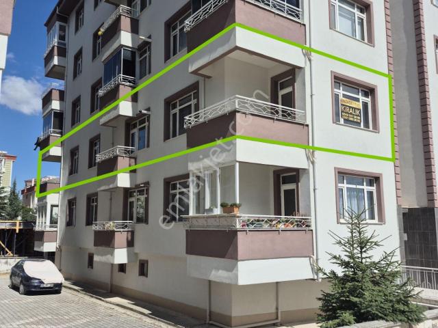 Enzade Emlaktan Yeni Mahallede Kiralık 3+1