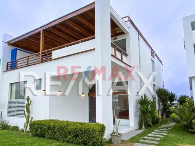 Es Tu Oportunidad Venta De Casa De Playa – Club Las Arenas Cuarta Fila, Letra D  Km 93 Panamericana Sur – Asia  Ingreso Privado Y Seguro Con Código Qr Desde El Cerro Culebra Hasta El Club Las
