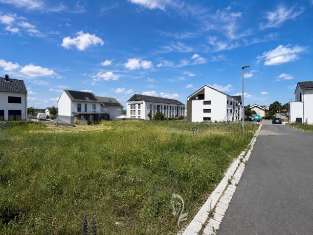 Es stehen 4 Reihenhausgrundstücke in Veitshöchheim im Neubaugebiet Sandäcker zum Verkauf
