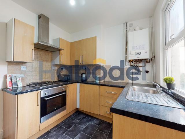 Esmond Street, Anfield, Liverpool L6, 2 bed terraced house to rent, £850 pcm | PrimeLocation