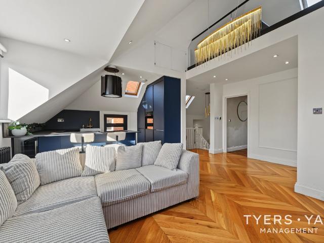 Esmond Road, London W4, 2 bed flat to rent, £3,350 pcm | PrimeLocation