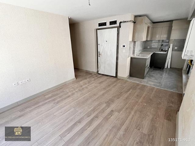 ESAT BÜLBÜLDERESİ CD SIFIR 2+1 2.KAT ARA KAT FIRSAT KİRALIK DAİRE