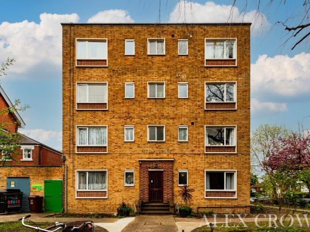 Escuan Lodge, Aberdeen Park, Highbury N5, 1 bed flat to rent, £1,950 pcm | PrimeLocation