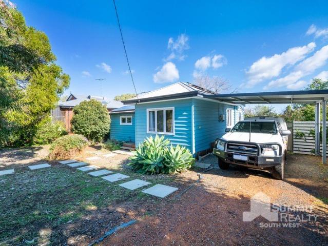 Escape to Brunswick