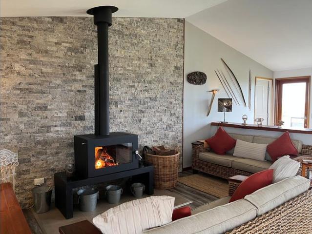 Escape to Peaceful Country Living