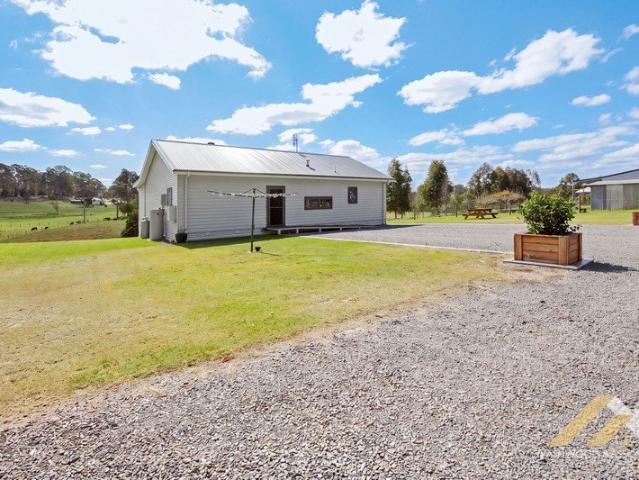 ESCAPE TO THE COUNTRY