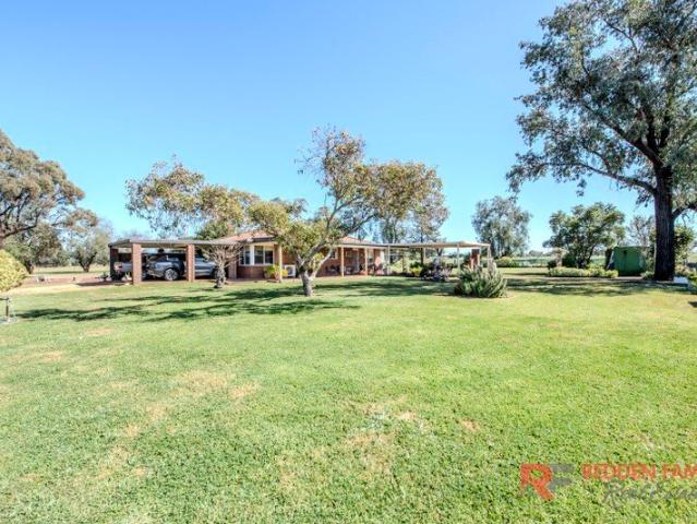 Escape To The Country!