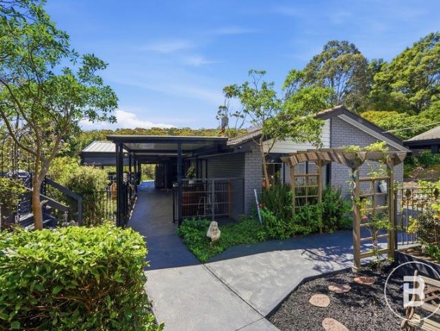 Escape to the Country Space, Serenity & a Lifestyle You'll Love!