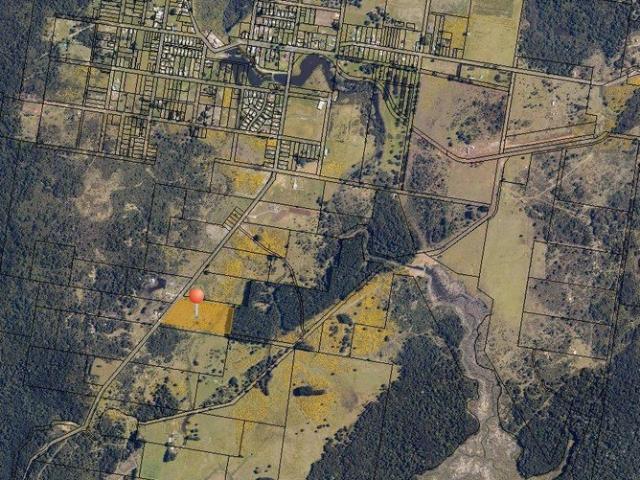 Escape to the Wilderness 20 Acres of Untouched Beauty in Waratah