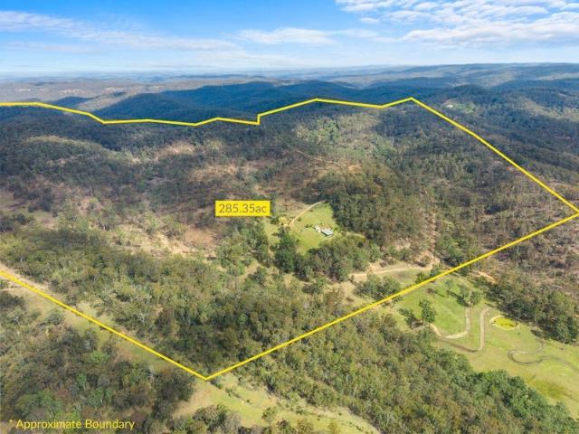 Escape to Ultimate Tranquility: Expansive 285 Acre Lifestyle Retreat in Putty