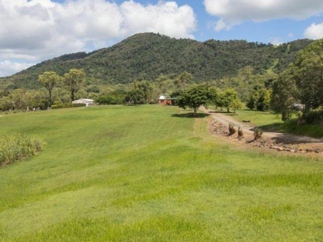 Escape to your own private rural retreat!