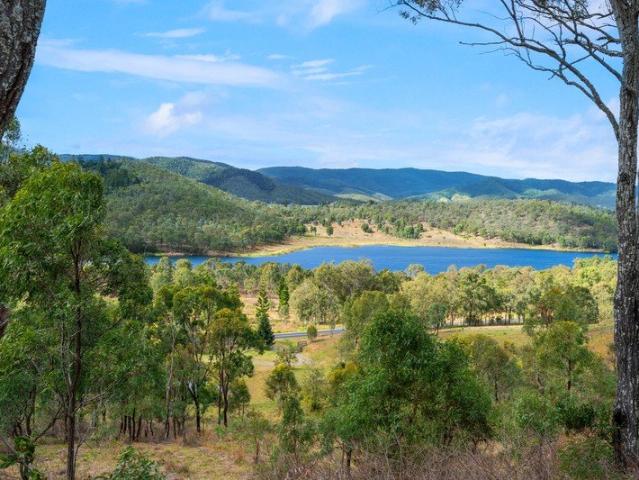 Escape to Your Somerset Sanctuary: 51 Acres of Pure Bliss