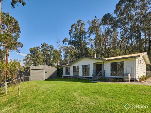 Escape the Everyday on Nearly 3 Acres of Peaceful Bushland