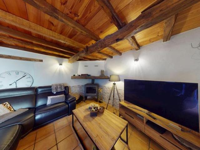 Escazeaux: grande maison rénovée, 6 chambres