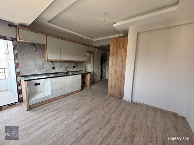 ESC'DEN 75.YIL MH,DE HAVUZLU SİTE İÇİ 1+1 GENİŞ DAİRE ESC2514A