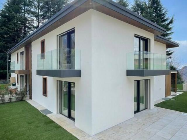 ESCLUSIVO 4.5 LOCALI DI NUOVA COSTRUZIONE CON GIARDINO
