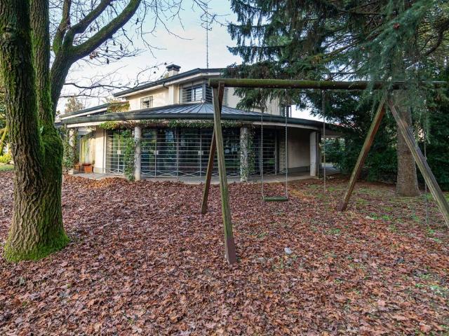 Esclusiva villa di 1047 mq in vendita Via delle Rose 2, Segrate, Milano, Lombardia