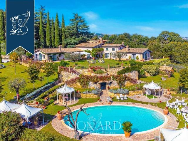 Esclusiva villa di 1100 mq in vendita Mentana, Italia
