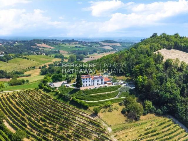 Prestigiosa villa in vendita Ozzano Monferrato, Piemonte