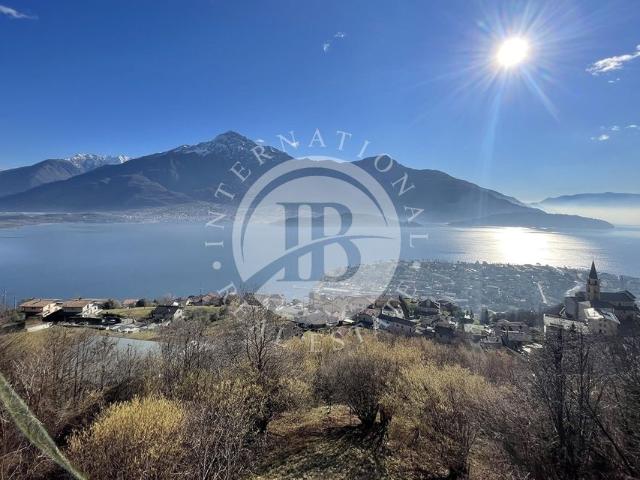 Esclusiva villa di 132 mq in vendita Vercana, Lombardia