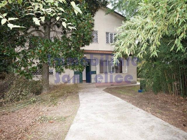 Esclusiva villa di 180 mq in vendita Via Papa Giovanni XXIII, 32, Segrate, Milano, Lombardia