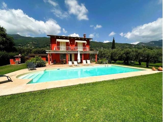 Esclusiva villa di 200 mq in vendita Via Risciolo, 68, Pietrasanta, Toscana