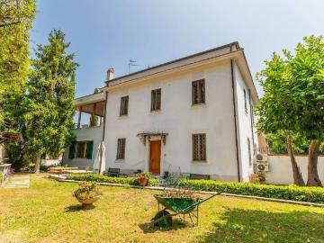 Esclusiva villa di 220 mq in vendita via Cristoforo Buondelmonti Roma, Roma, Lazio