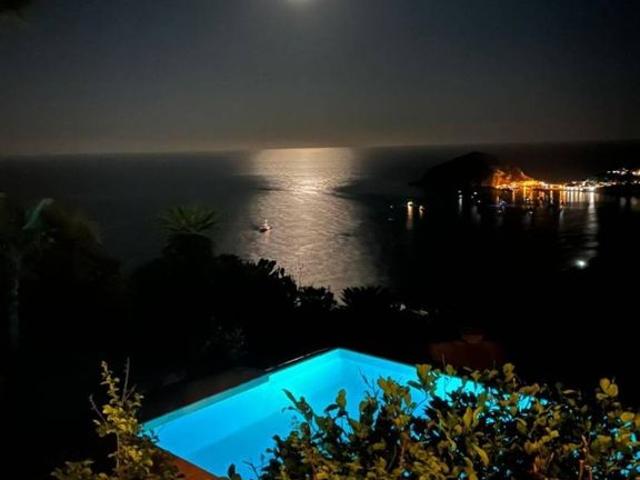 Esclusiva villa in vendita Via Giorgio Carafa, Barano d'Ischia, Napoli, Campania