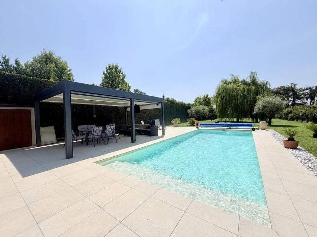 Esclusiva villa di 264 mq in vendita Loc. Origioso, 17/B, Vellezzo Bellini, Lombardia
