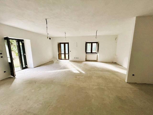 Esclusiva villa di 260 mq in vendita Via Banchi, Avegno, Genova, Liguria