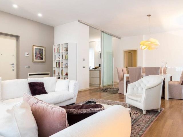 Esclusiva villa di 275 mq in vendita Via Alessandro Volta, 53, Paderno Dugnano, Lombardia