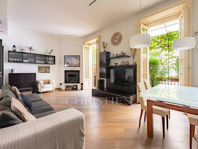 Esclusiva villa di 297 mq in vendita Via Antonio Picozzi, Milano, Lombardia