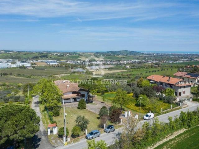 Esclusiva villa di 308 mq in vendita Via Monte Olivo, 28, Coriano, Emilia Romagna
