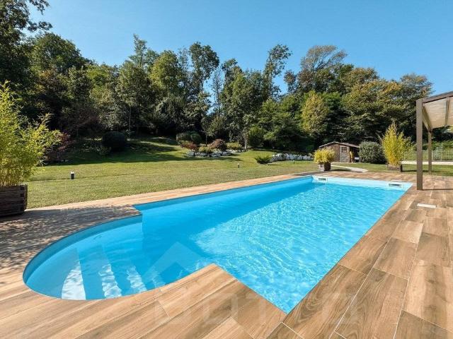 Villa in vendita dante alighieri 81, Leggiuno, Lombardia