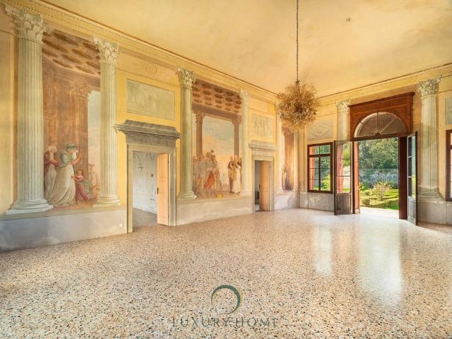 Villa in vendita Velo d'Astico, Italia