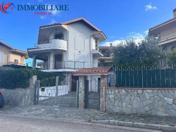 Esclusiva villa di 300 mq in vendita Contrada San Nicola, Soverato Marina, Calabria