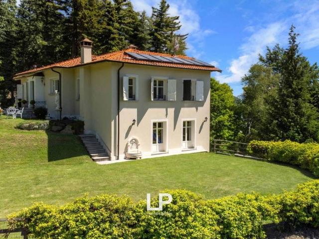 Esclusiva villa di 300 mq in vendita Case Sparse Poggio Alto, 21, Nebbiuno, Novara, Piemonte