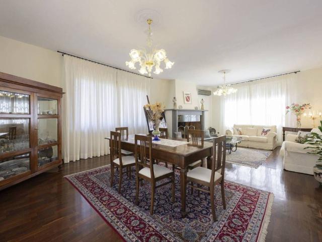 Villa in vendita Via di Faltugnano, Vaiano, Toscana