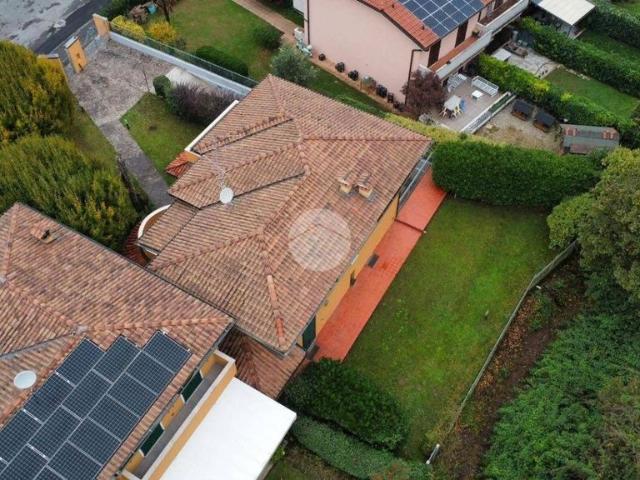 Esclusiva villa di 300 mq in vendita Via E. Vanoni, 15, Collebeato, Lombardia