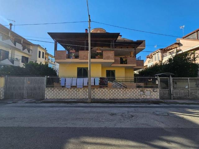 Prestigiosa villa di 340 mq in vendita Via Francesco Durante, Sant'Arpino, Campania