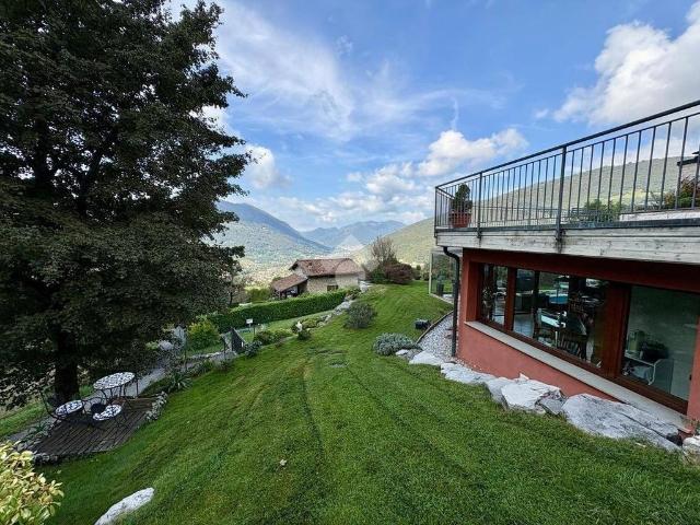 Prestigiosa villa di 335 mq in vendita, Via del Cereto, 13, Albino, Bergamo, Lombardia
