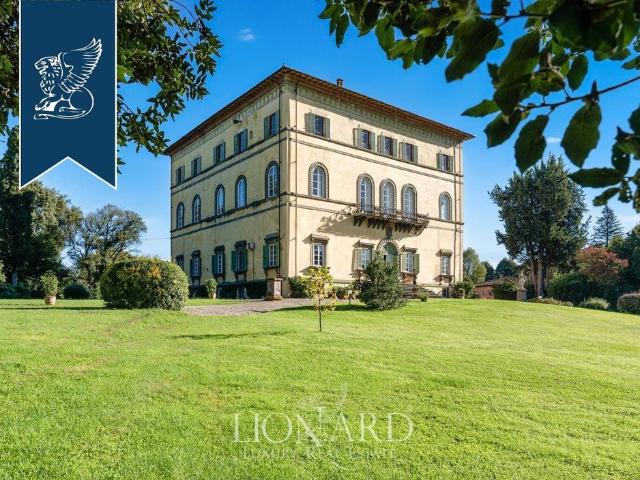 Esclusiva villa di 3500 mq in vendita Lucca, Italia