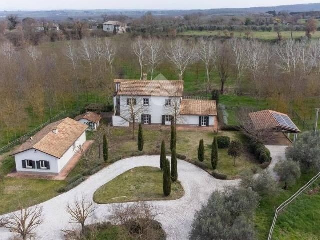 Esclusiva villa di 350 mq in vendita Strada Bandita, Vitorchiano, Lazio